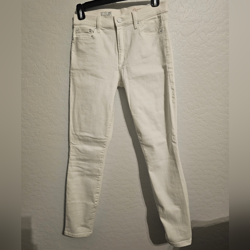 Gap white jeans, 27 True Skinny